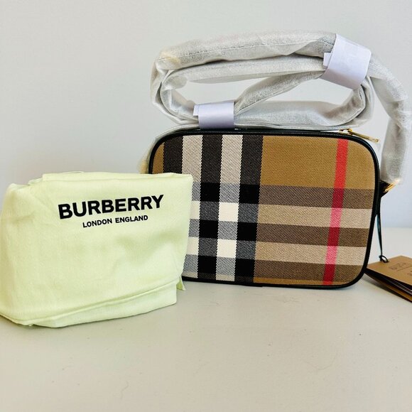 BURBERRY COW GRAIN BLACK LEATHER NOVA CHECK SMALL CAMERA BAG - Picture 1 of 8